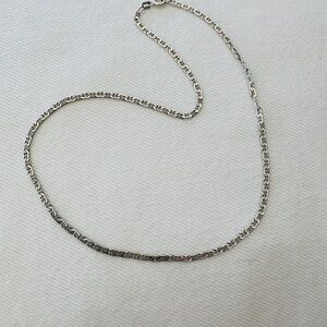 Elegant Silver Chain Necklace
